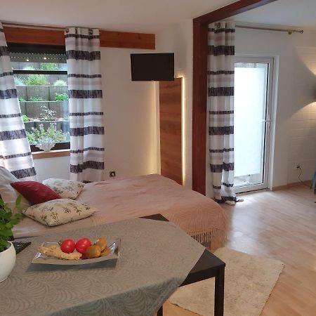 Privat Apartaments , Eigene Eigang, Eigene Badezimmer, Und Eigene Kueche Straelen Luaran gambar