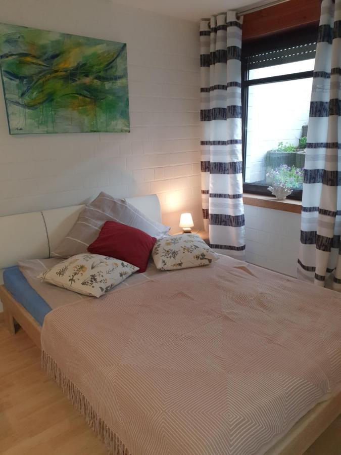 Privat Apartaments , Eigene Eigang, Eigene Badezimmer, Und Eigene Kueche Straelen Luaran gambar