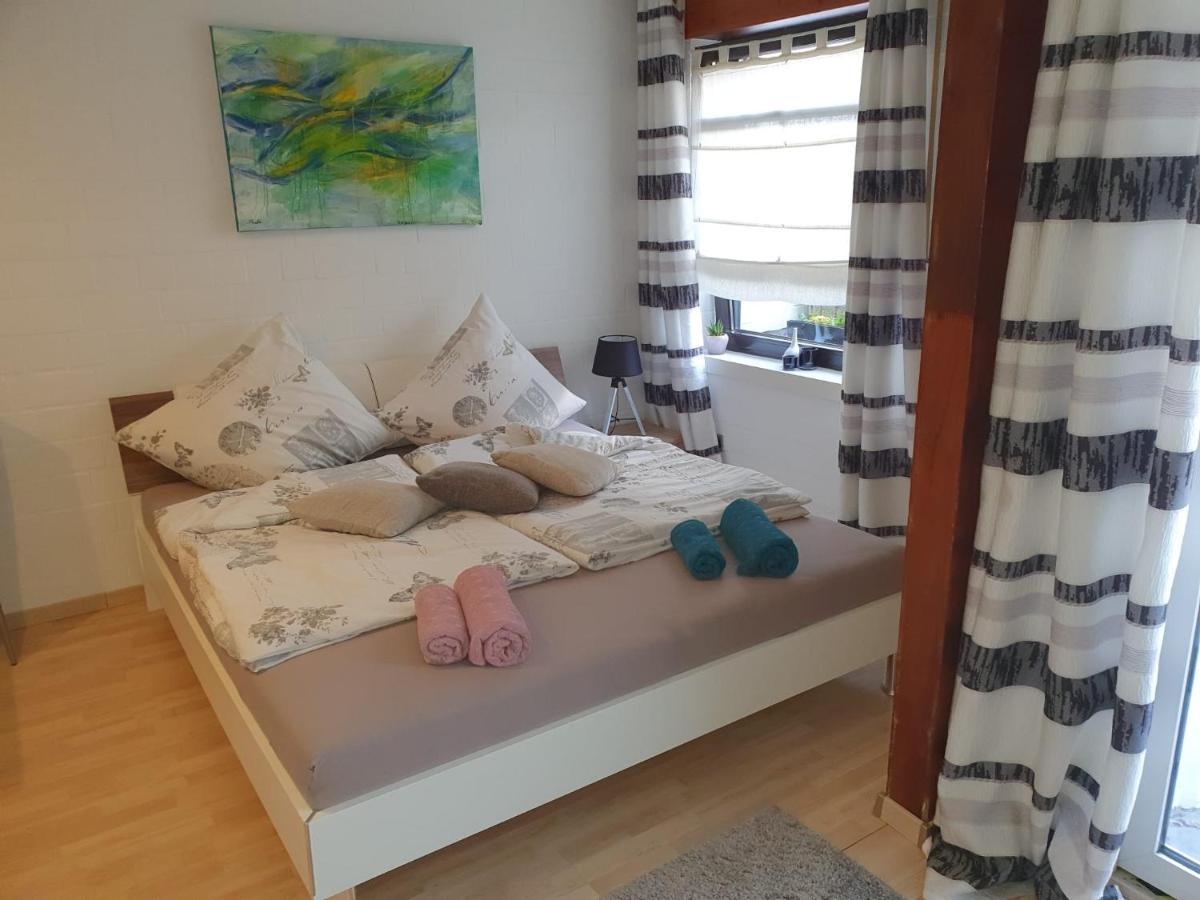 Privat Apartaments , Eigene Eigang, Eigene Badezimmer, Und Eigene Kueche Straelen Luaran gambar